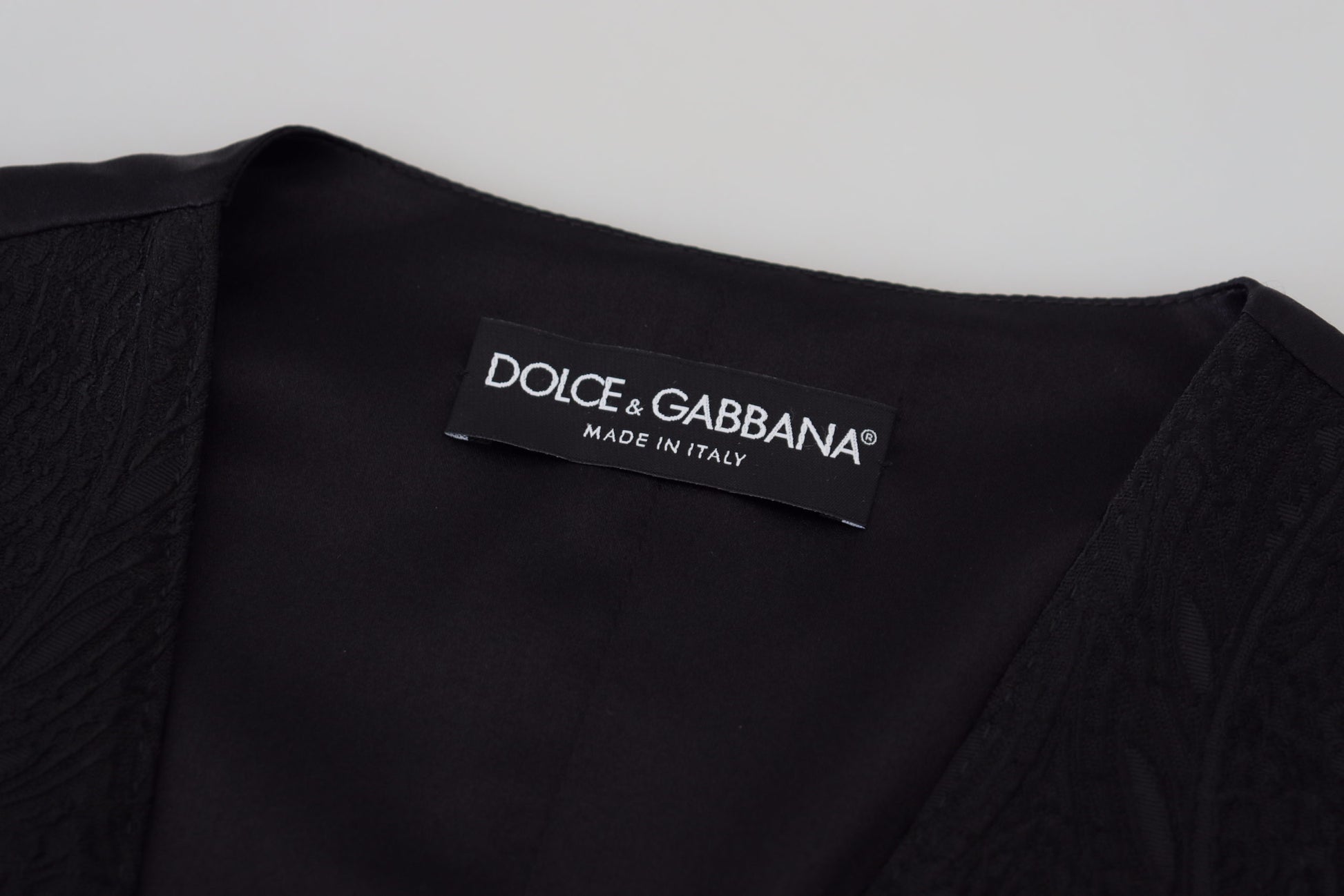 Dolce & Gabbana Elegant Black Silk Blend Waistcoat Vest - IT40|S