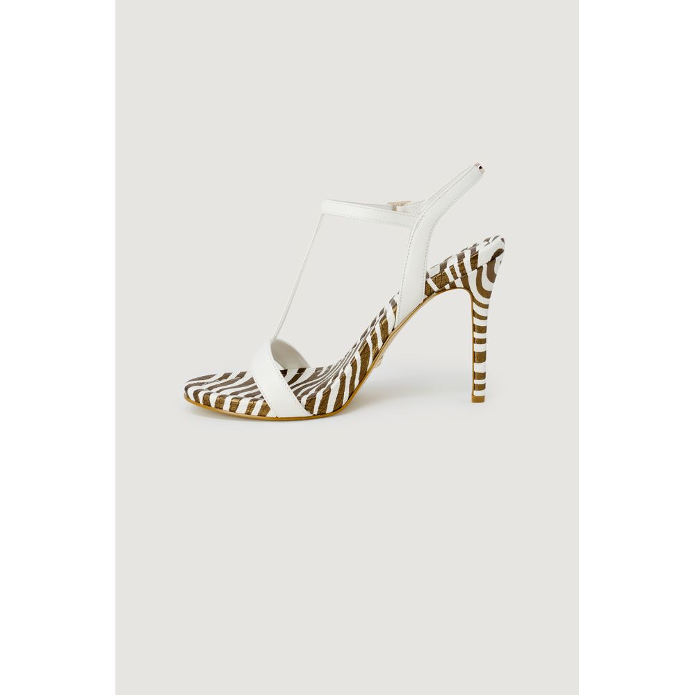 Guess White Leather Sandals - EU40/US10