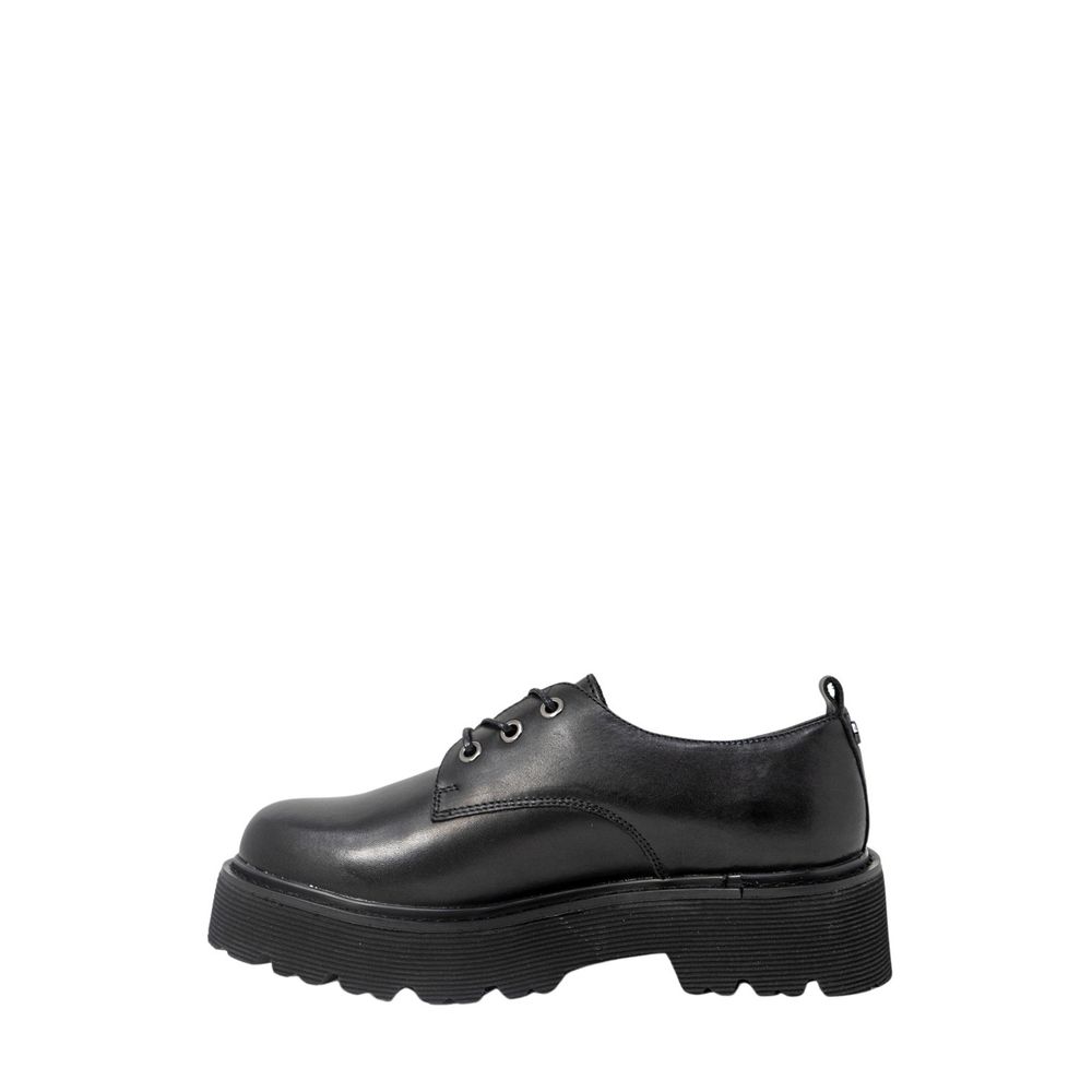 Cult Black Leather Sneaker - EU41/US11