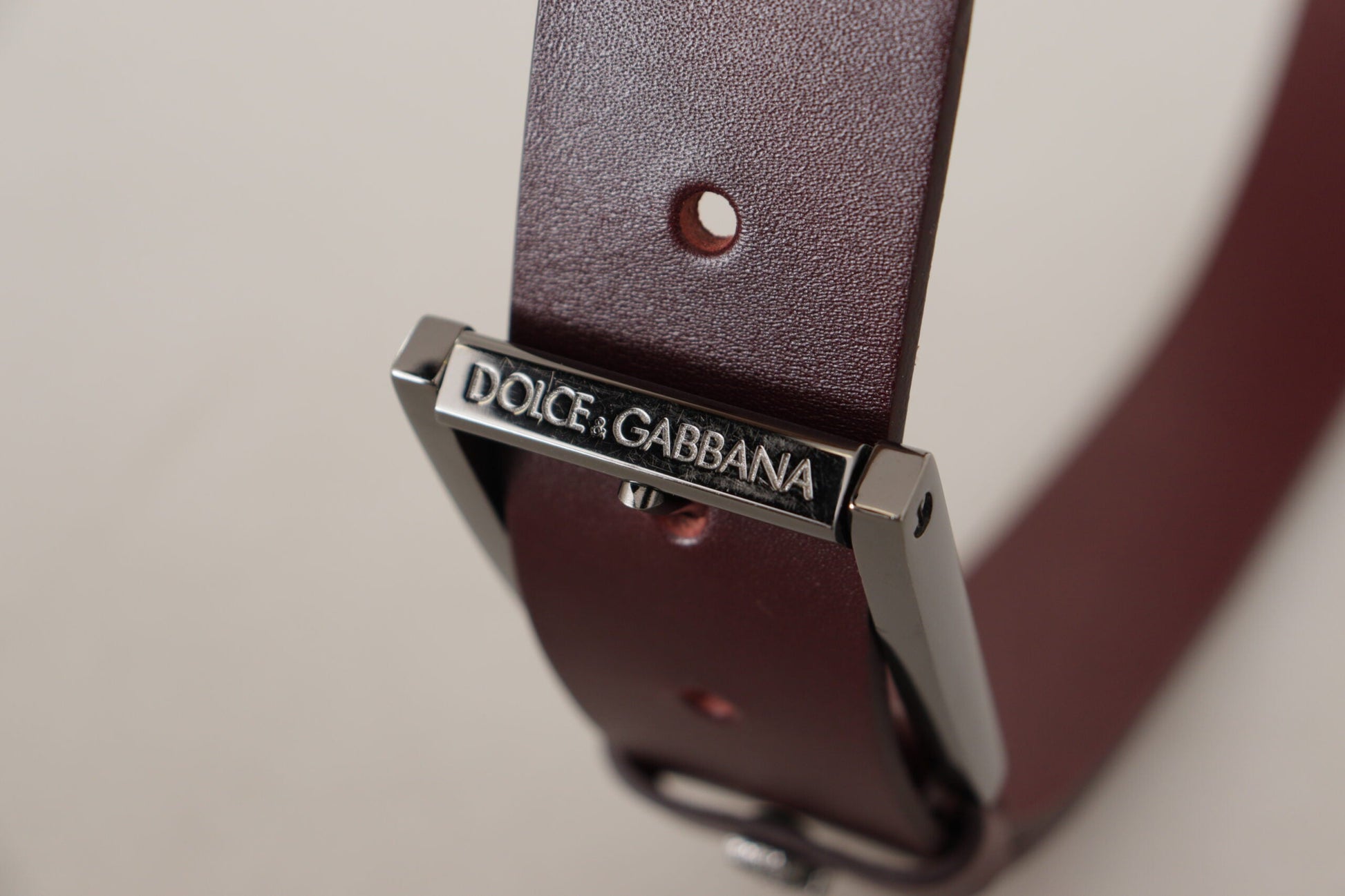 Dolce & Gabbana Elegant Brown Leather Designer Belt - 90 cm / 36 Inches