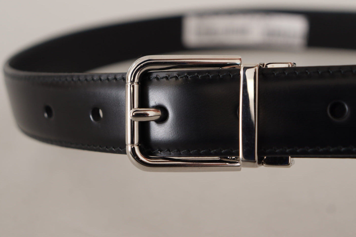 Dolce & Gabbana Sleek Black Leather Belt with Metal Buckle - 75 cm / 30 Inches