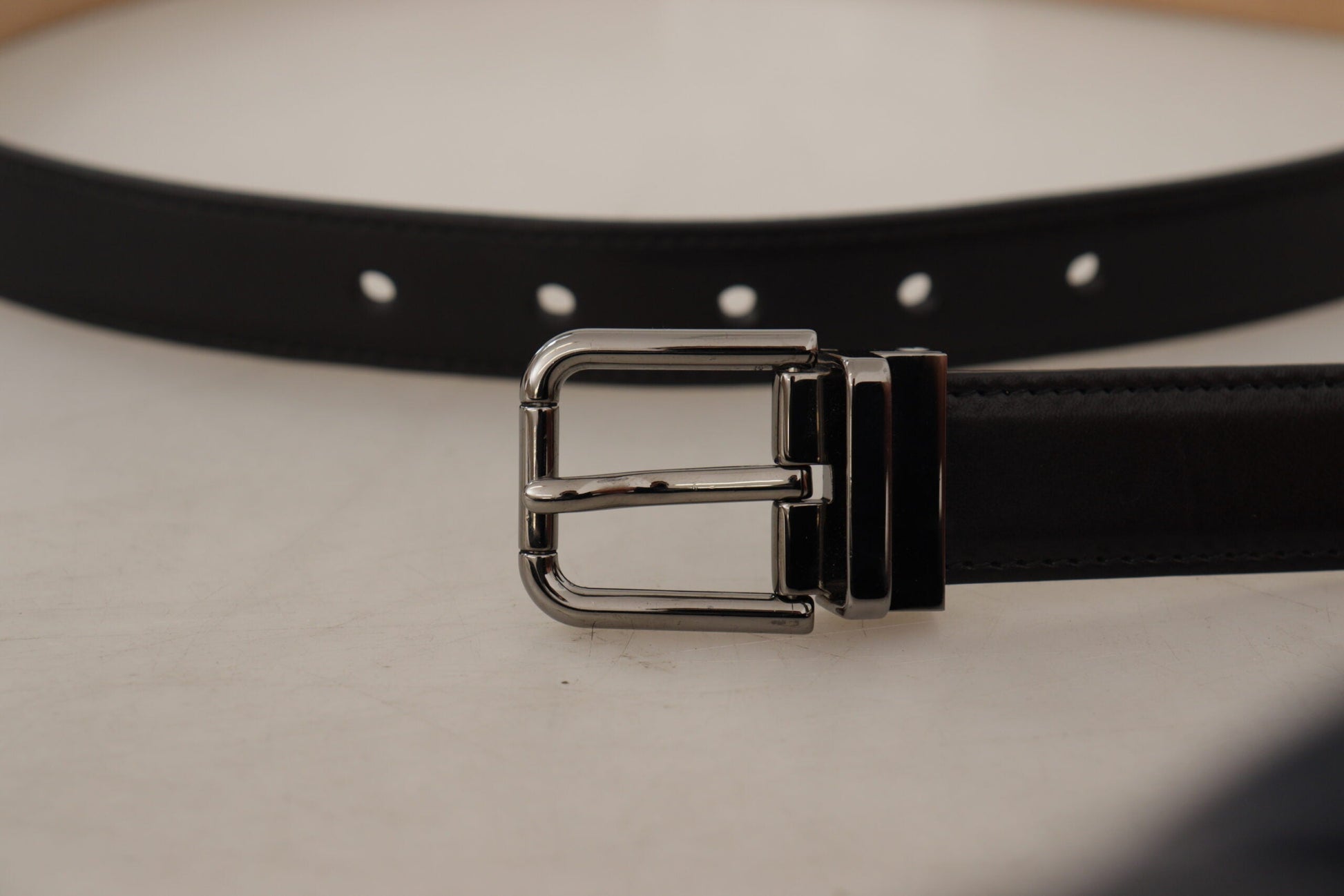 Dolce & Gabbana Sleek Black Leather Belt with Metal Buckle - 90 cm / 36 Inches