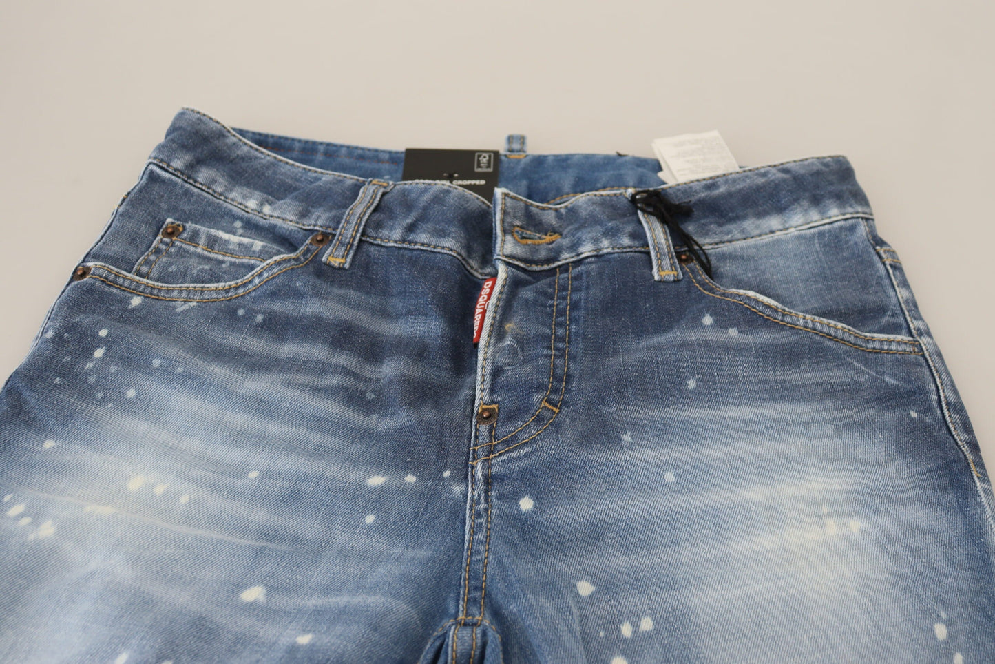 Dsquared² Chic Cropped Blue Denim - Elevate Your Casual Look - IT38 | XS