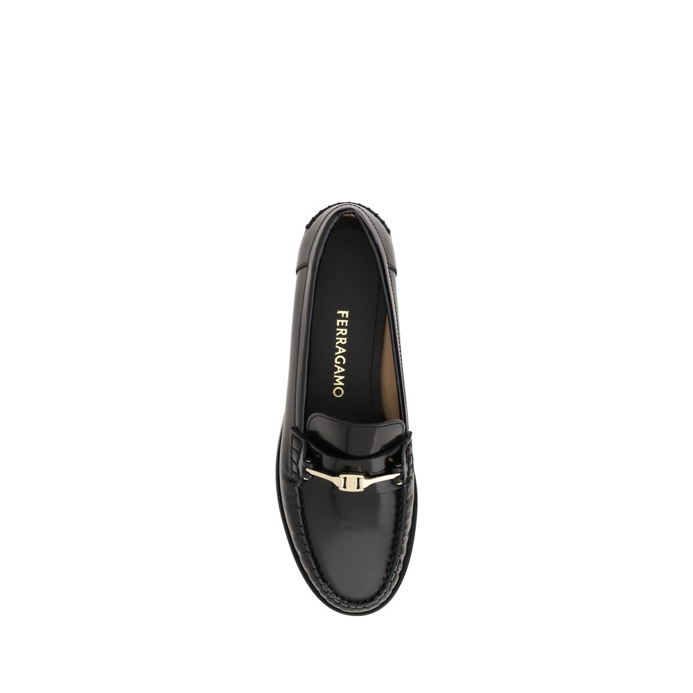 Ferragamo Patented leather Loafers - EU35.5/US5.5