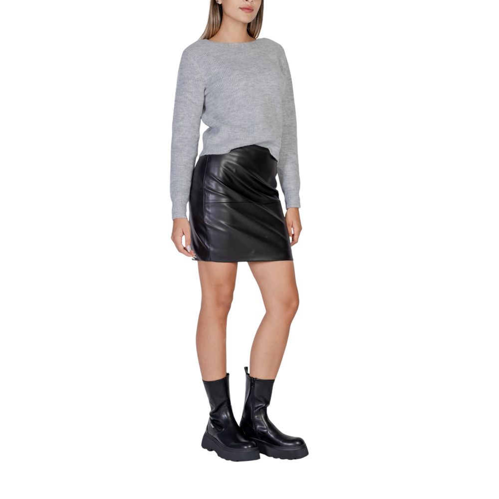 ICHI Black Polyethylene Skirt - IT36|XXS