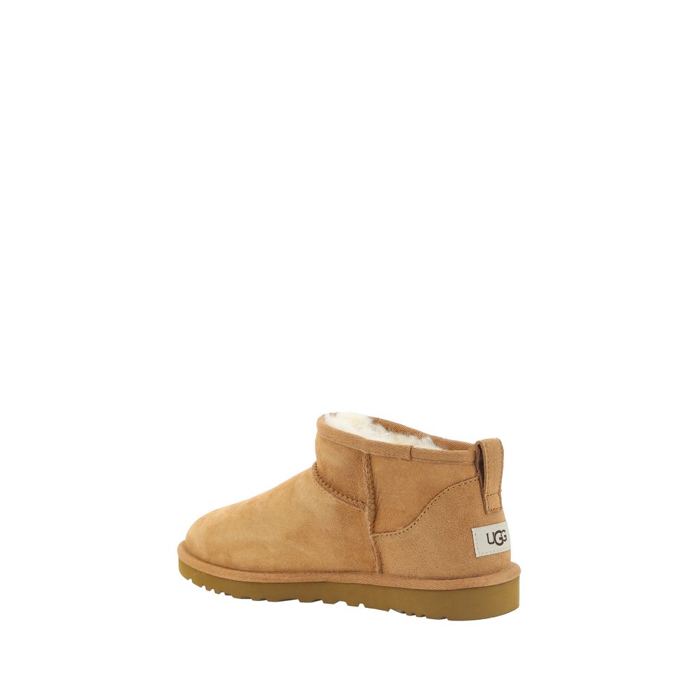 UGG Ultra Mini Ankle Boots - EU43/US10