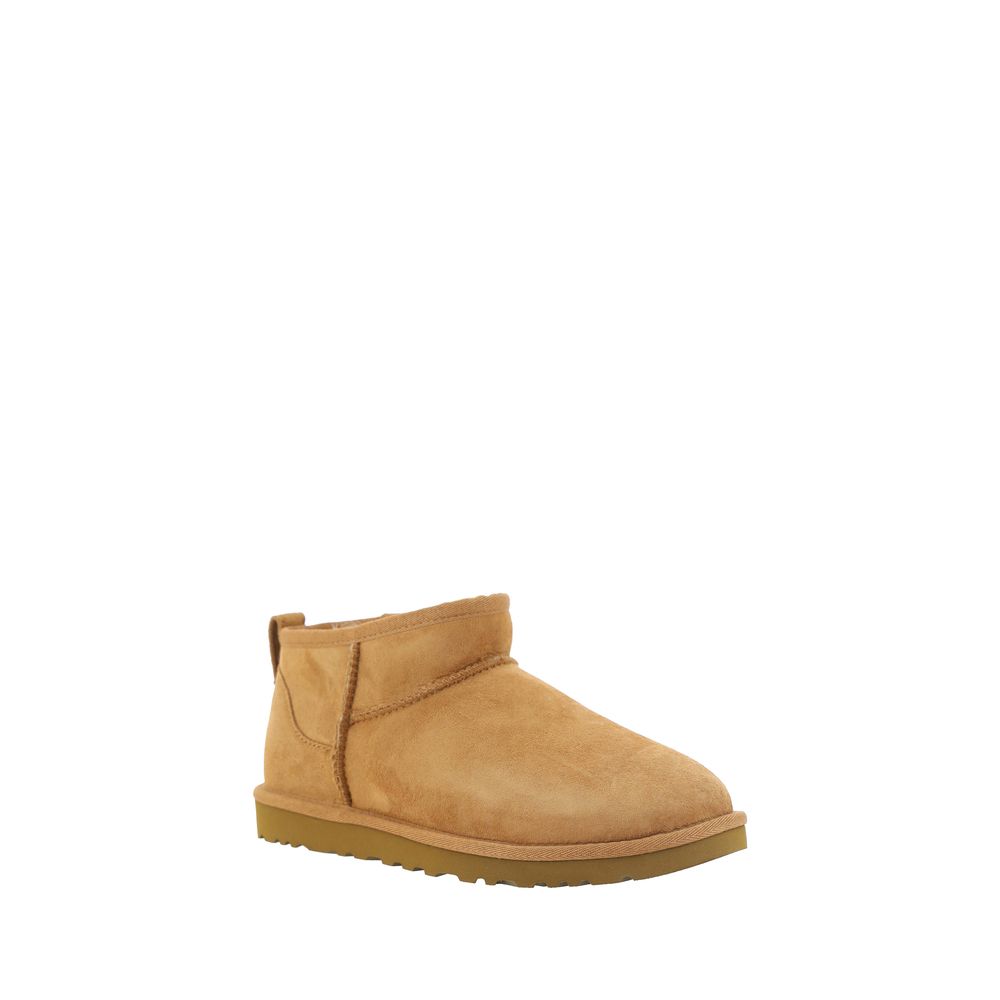 UGG Ultra Mini Ankle Boots - EU43/US10