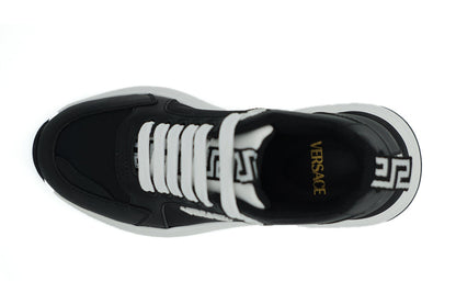 Versace Elegant Monochrome Leather Sneakers - EU36/US6