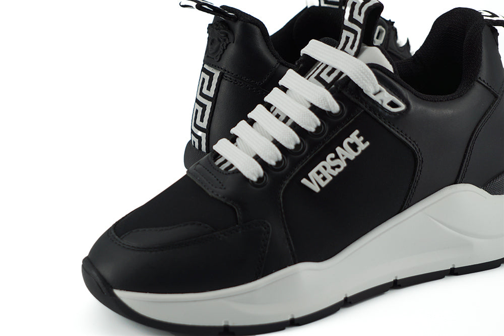 Versace Elegant Monochrome Leather Sneakers - EU36/US6